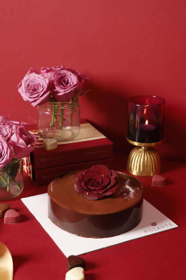Chocolat au Noir Cake