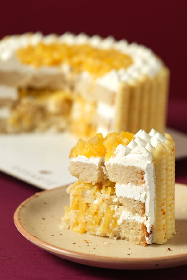 Pineapple & White Chocolate Cake