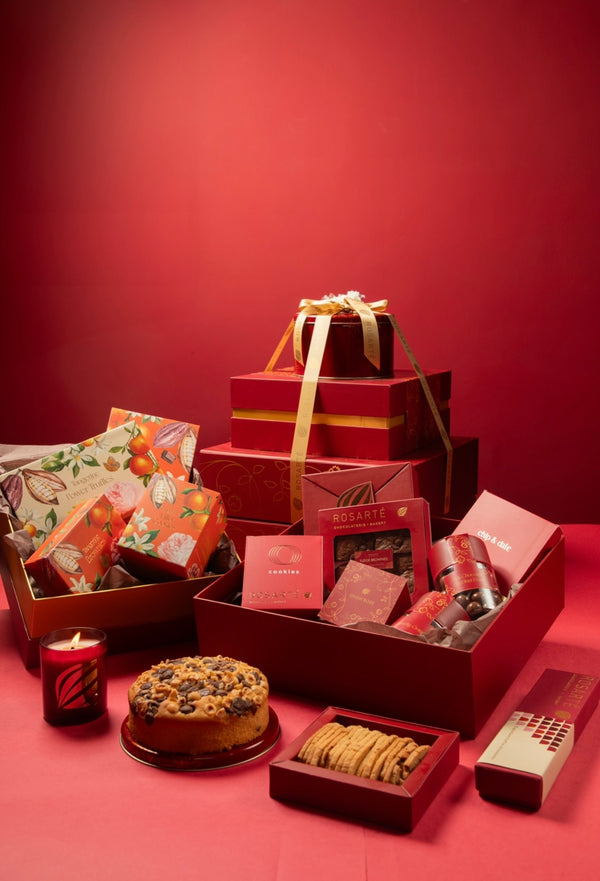 The Elizabeth Gift Box