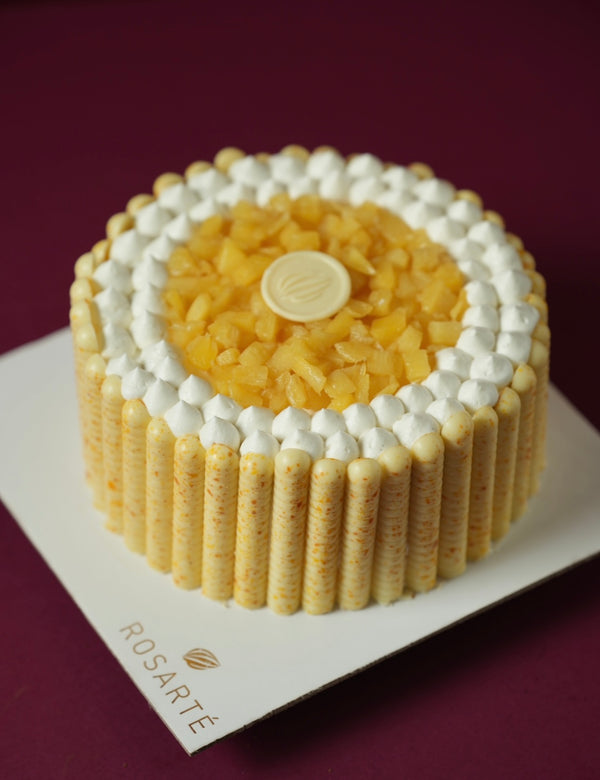 Pineapple & White Chocolate Cake