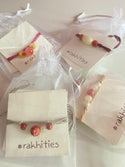 Beaded Rakhi  (Select This Product Only For Delivery Outside Delhi NCR Region)