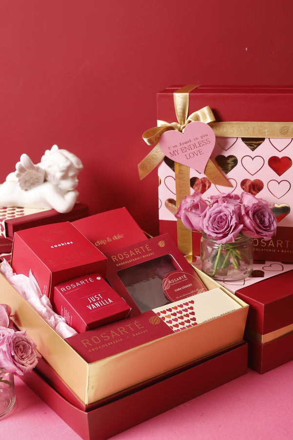 Signature Gift Box of Love
