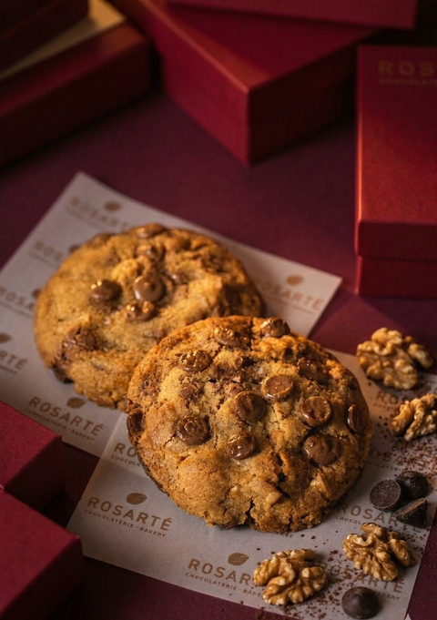 New York Style - Milk Chocolate & Walnut Cookies
