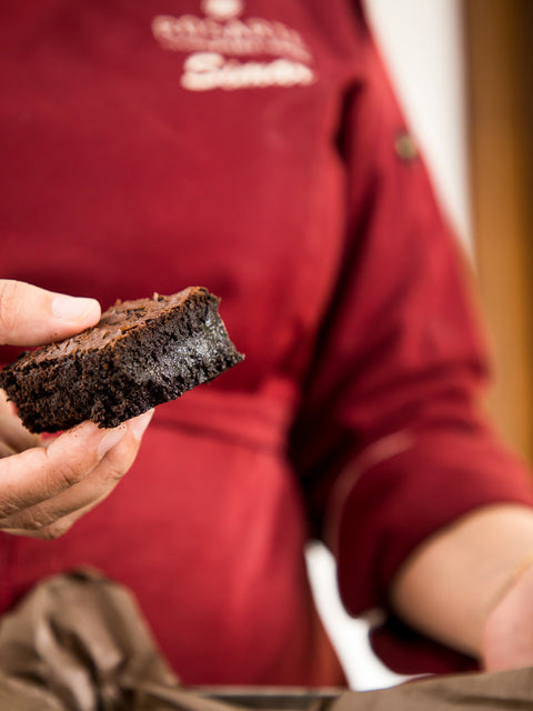 Belgian Chocolate Fudge Brownies  (Select This Product Only For Delivery Outside Delhi NCR Region)